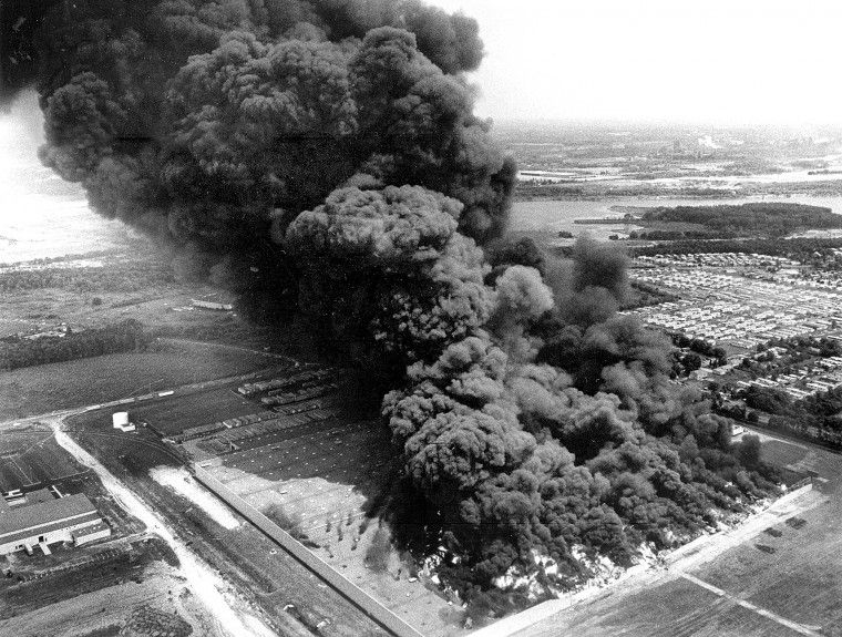 kmart 1982 falls township fire - from the air.jpg