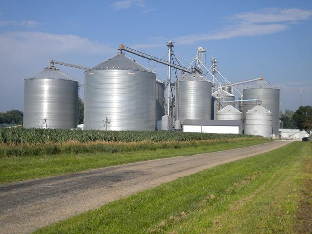 grain bins.jpg